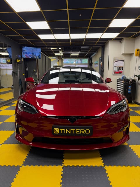 Getinte auto — recent project Tintero Den Haag